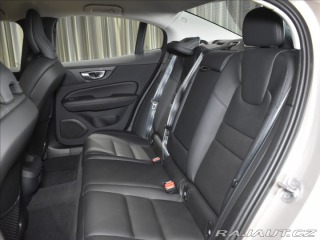 Volvo S60 2,0 B4 Core Bezklíč 2024