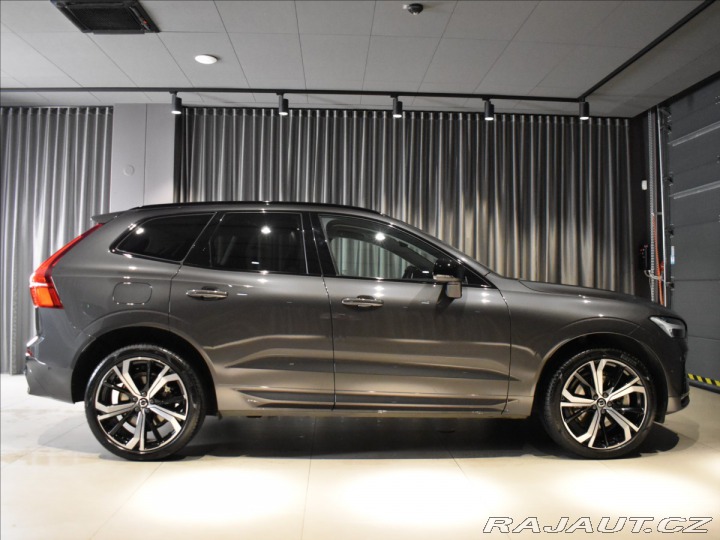 Volvo XC60 2,0 B5 R vzduch,B&W,h 2022