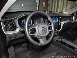 Volvo XC60 2,0 B5 R vzduch,B&W,h 2022
