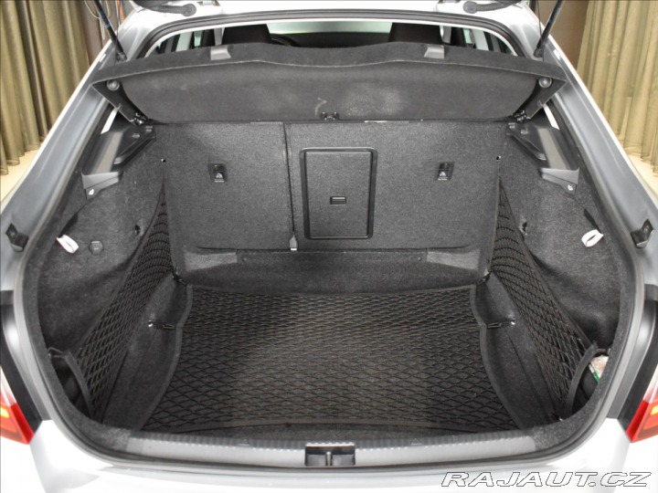 Škoda Octavia 1,6 TDI Style Bezklíč,Tem 2017
