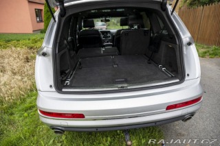Audi Q7 3,0   tdi S line. 2011