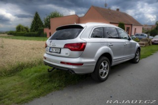 Audi Q7 3,0   tdi S line. 2011