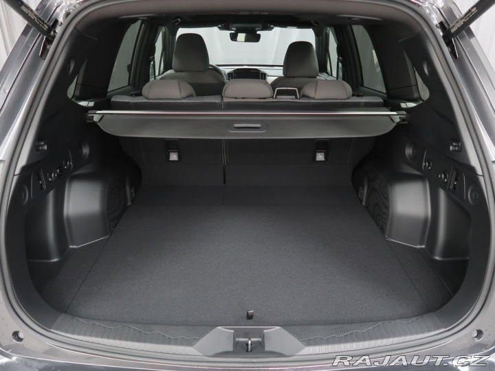 Subaru Forester COMFORT NAVI 4X4. SKLADEM 2025