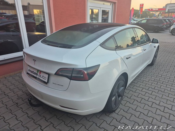 Tesla Model 3 Dual Motor AWD rezervace 2022