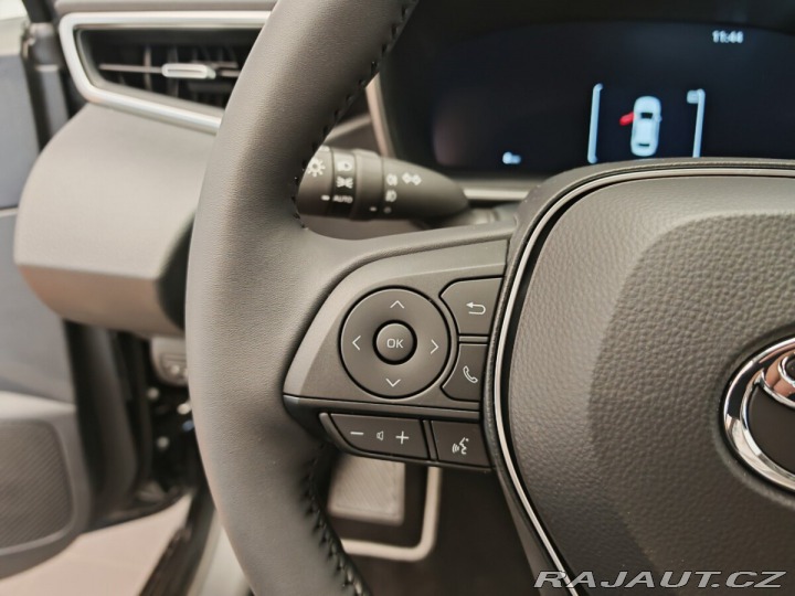 Toyota Corolla 1.8L (HEV speciální) 140 2025