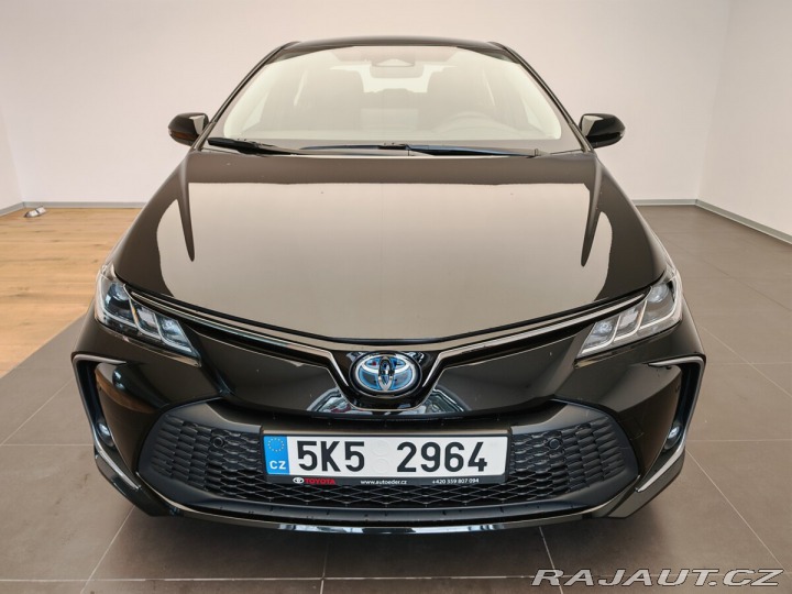 Toyota Corolla 1.8L (HEV speciální) 140 2025