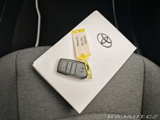 Toyota Corolla 1.8L (HEV speciální) 140 2025