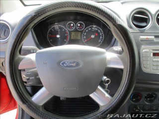 Ford Tourneo Connect 1,8 TDCi 81kw 5míst 2x šo 2013