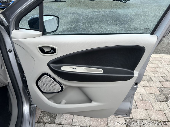 Renault ZOE 43kW 22KWH R240 INTENSE N 2015