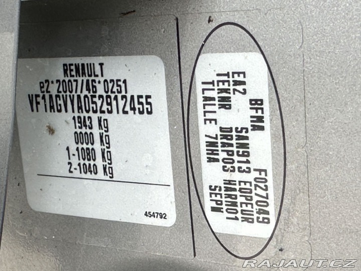 Renault ZOE 43kW 22KWH R240 INTENSE N 2015