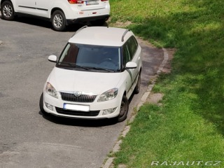 Škoda Fabia 2 kombi 1.6 TDI Elegance 2011