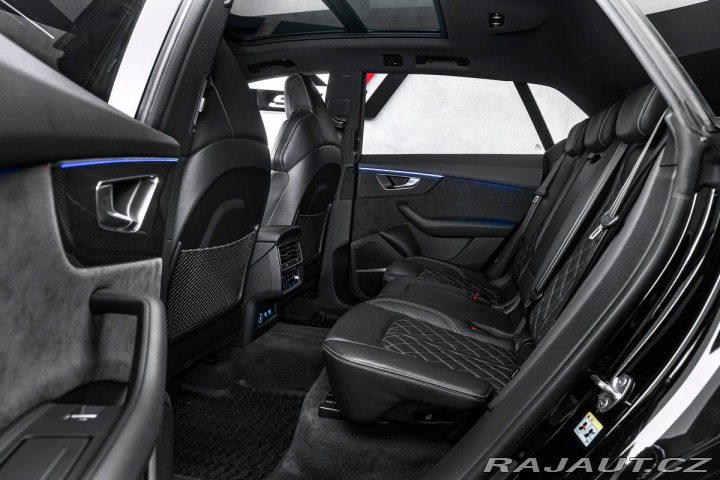 Audi SQ8 TDI Vzduch LED Pano B& 2020