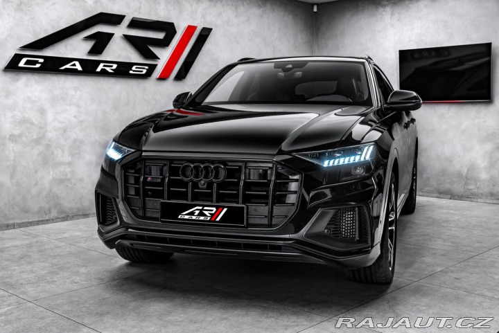 Audi SQ8 TDI Vzduch LED Pano B& 2020