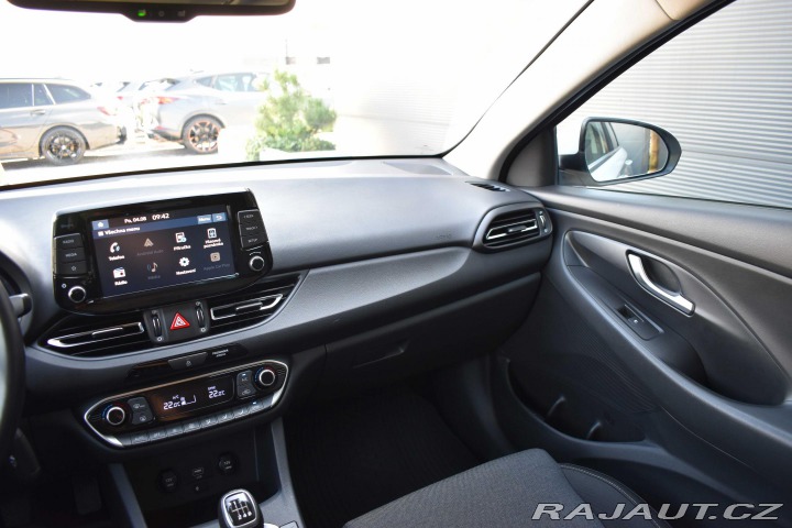 Hyundai i30 1.6 CRDi 2xPNEU*KAMERA*ČR 2021