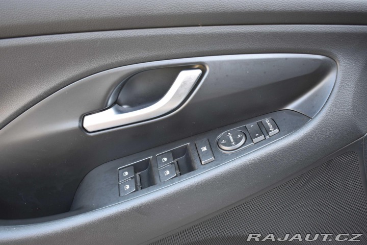 Hyundai i30 1.6 CRDi 2xPNEU*KAMERA*ČR 2021