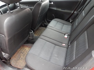 Peugeot 207 1.4 i 54 kw 2009