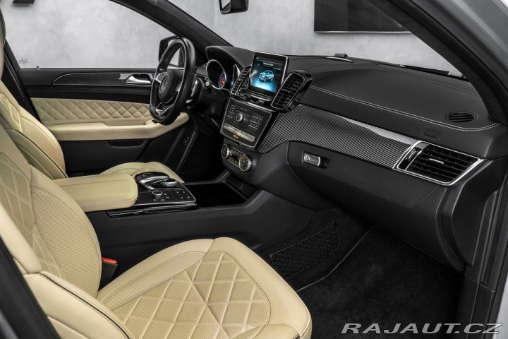 Mercedes-Benz GLE  2016