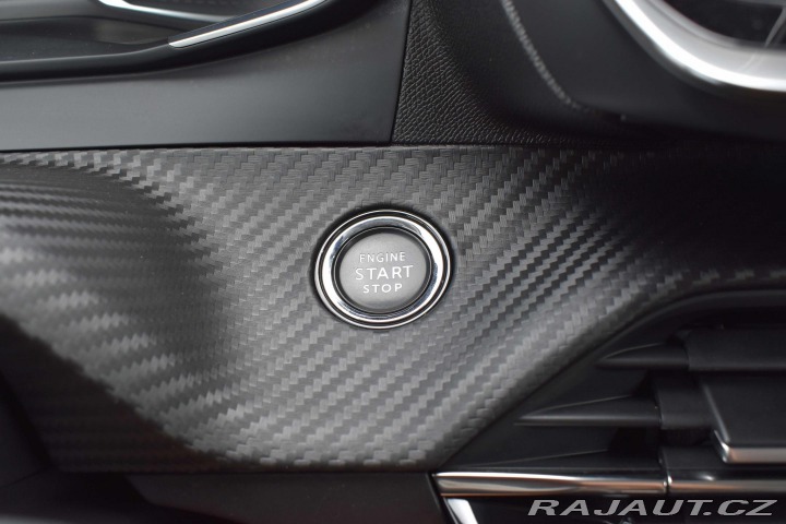 Peugeot 2008 1.5 BlueHDi*TAŽNÉ*REZERVA 2021