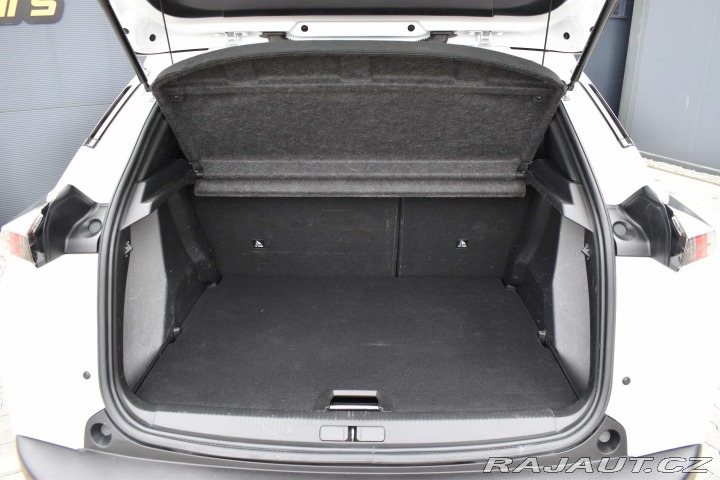 Peugeot 2008 1.5 BlueHDi*TAŽNÉ*DPH*ČR 2021