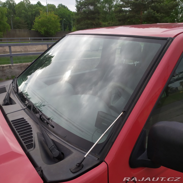 Nissan Ostatní modely D22 2010