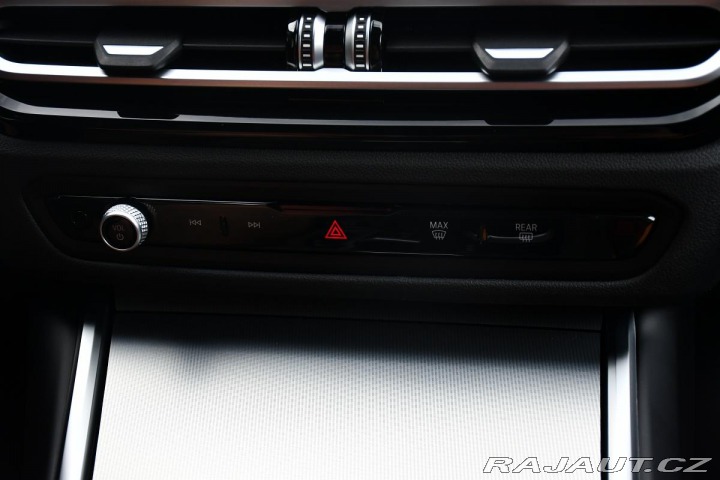 BMW 3 320d xDrive REZERVACE 2023