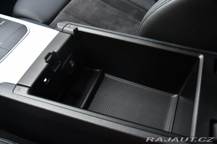 BMW 3 320d xDrive REZERVACE 2023