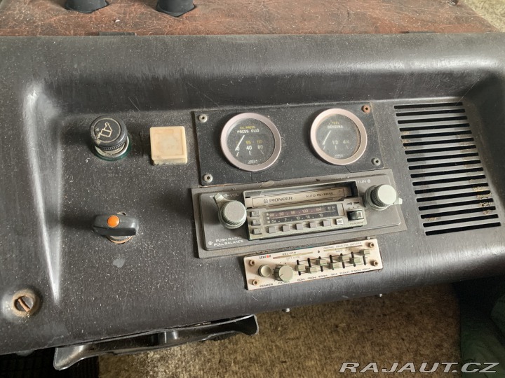 Mercedes-Benz Ostatní modely 407d 1974