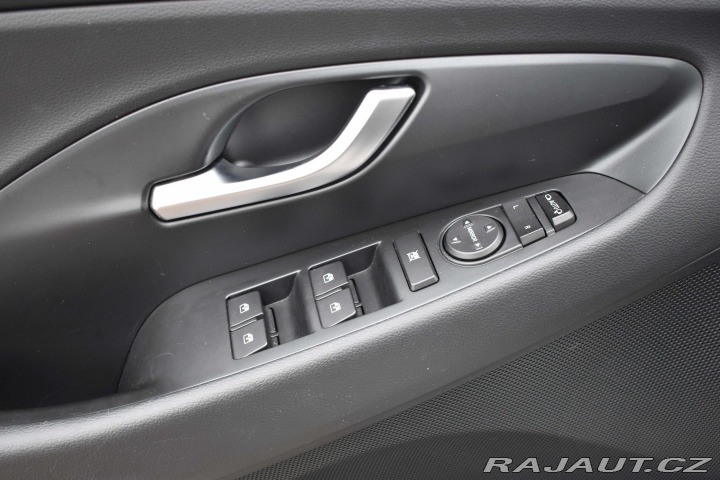 Hyundai i30 1.5 T-GDI ZÁRUKA*DPH*ČR 1 2023