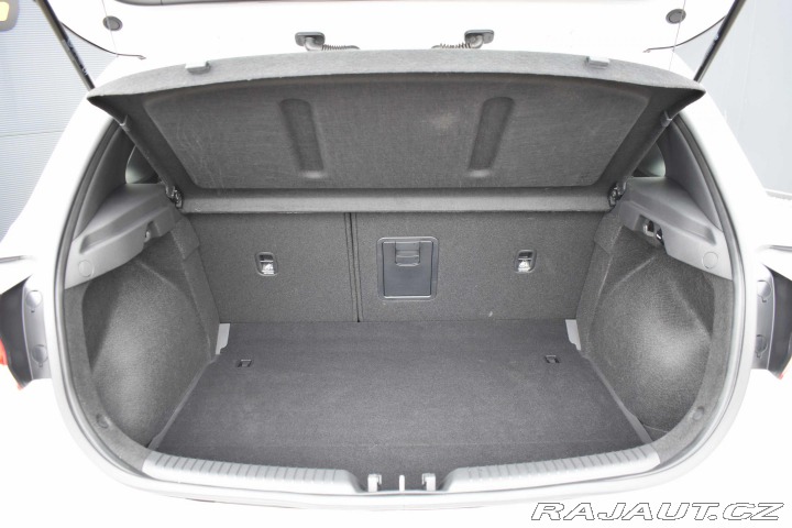 Hyundai i30 1.5 T-GDI ZÁRUKA*DPH*ČR 1 2023
