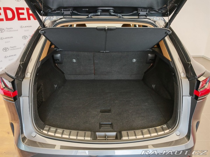 Lexus Ostatní modely NX 450h plus 450h+ Plug-in Hybrid 4x4 2023