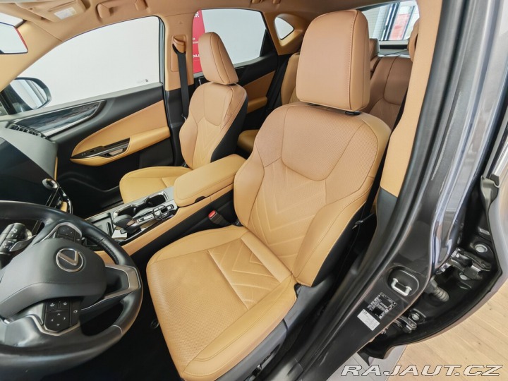 Lexus Ostatní modely NX 450h plus 450h+ Plug-in Hybrid 4x4 2023