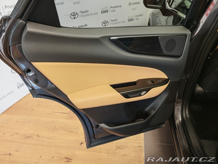 Lexus Ostatní modely NX 450h plus 450h+ Plug-in Hybrid 4x4 2023