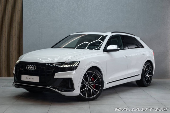 Audi SQ8  2021