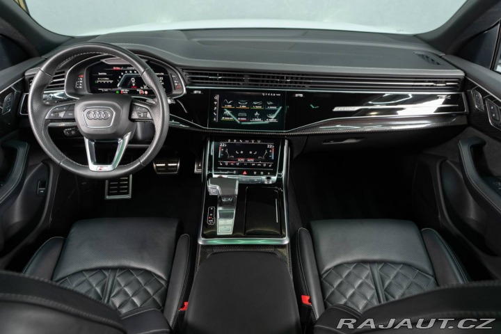 Audi SQ8  2021