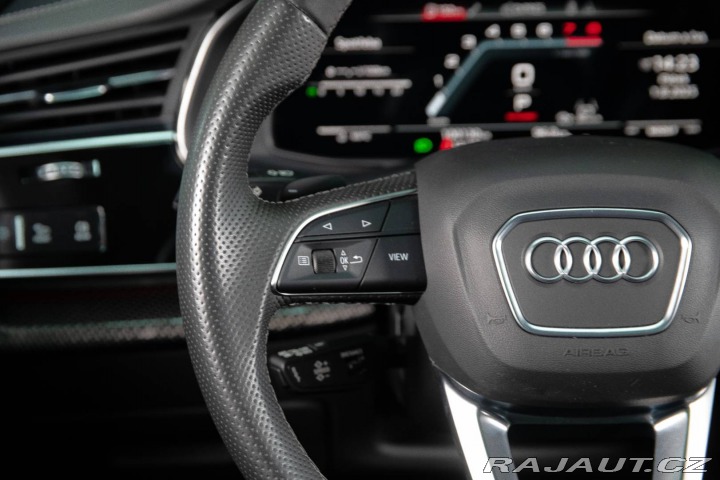 Audi SQ8  2021