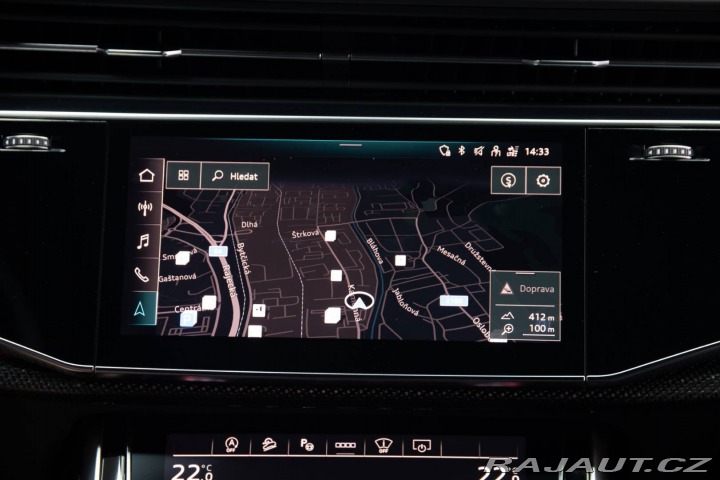 Audi SQ8  2021
