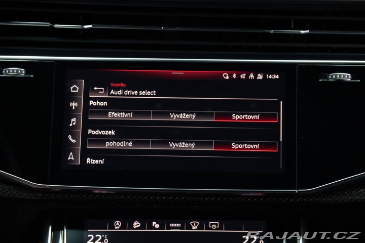 Audi SQ8  2021