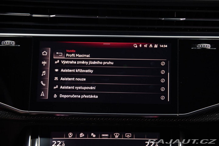 Audi SQ8  2021