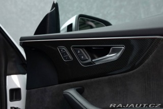 Audi SQ8  2021