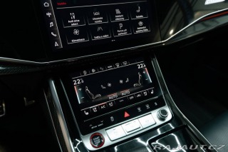 Audi SQ8  2021
