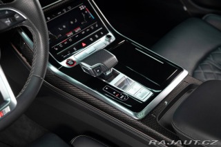 Audi SQ8  2021