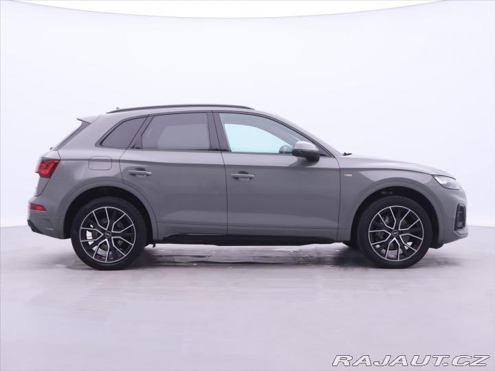 Audi Q5 2,0 TDI S-line Quattro 2022