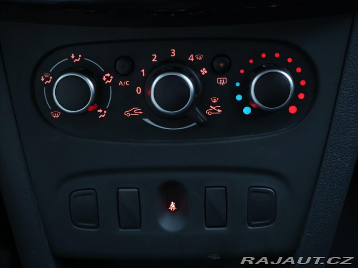 Dacia Sandero 1,2 i 54kW CZ 1.Majitel K 2017
