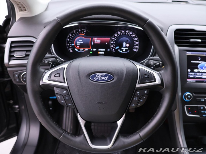 Ford Mondeo 2,0 TDCI 132kW Aut CZ Tit 2015