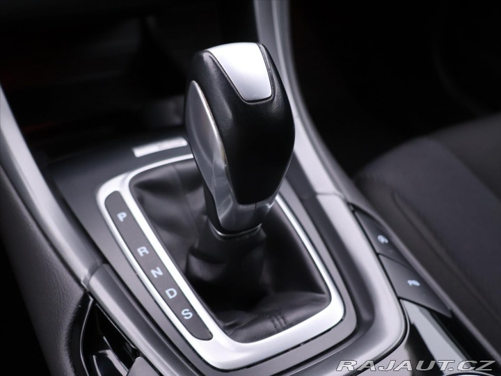 Ford Mondeo 2,0 TDCI 132kW Aut CZ Tit 2015