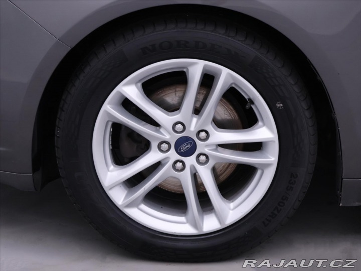 Ford Mondeo 2,0 TDCI 132kW Aut CZ Tit 2015