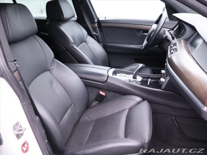 BMW 5 3,0 xDrive 530d GT 180kW 2012