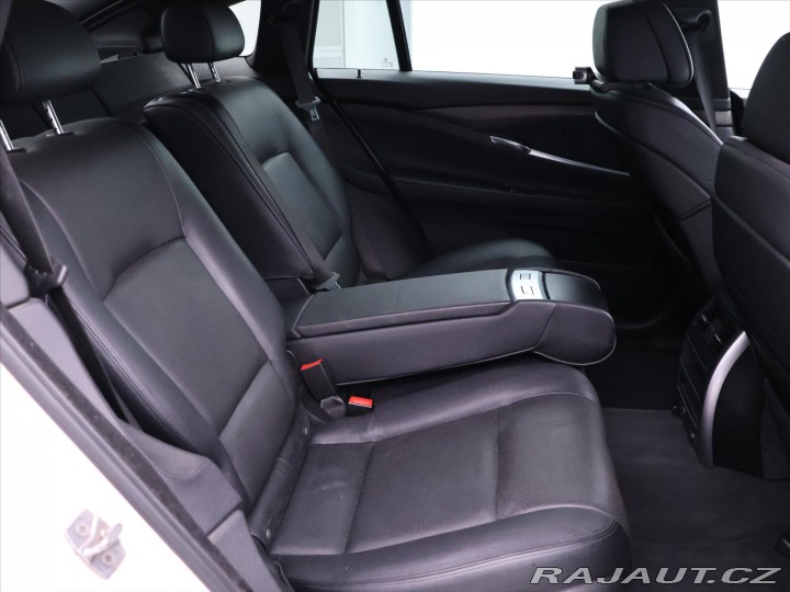 BMW 5 3,0 xDrive 530d GT 180kW 2012