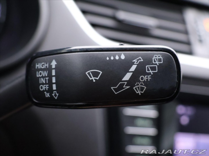 Škoda Octavia 2,0 TDI RS DSG Challenge 2014