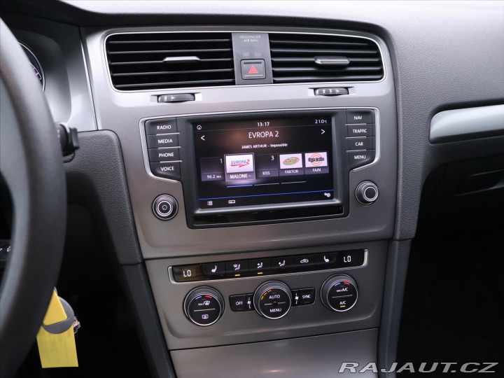 Volkswagen Golf 1,6 TDi 81kW Navi Serv.Kn 2016